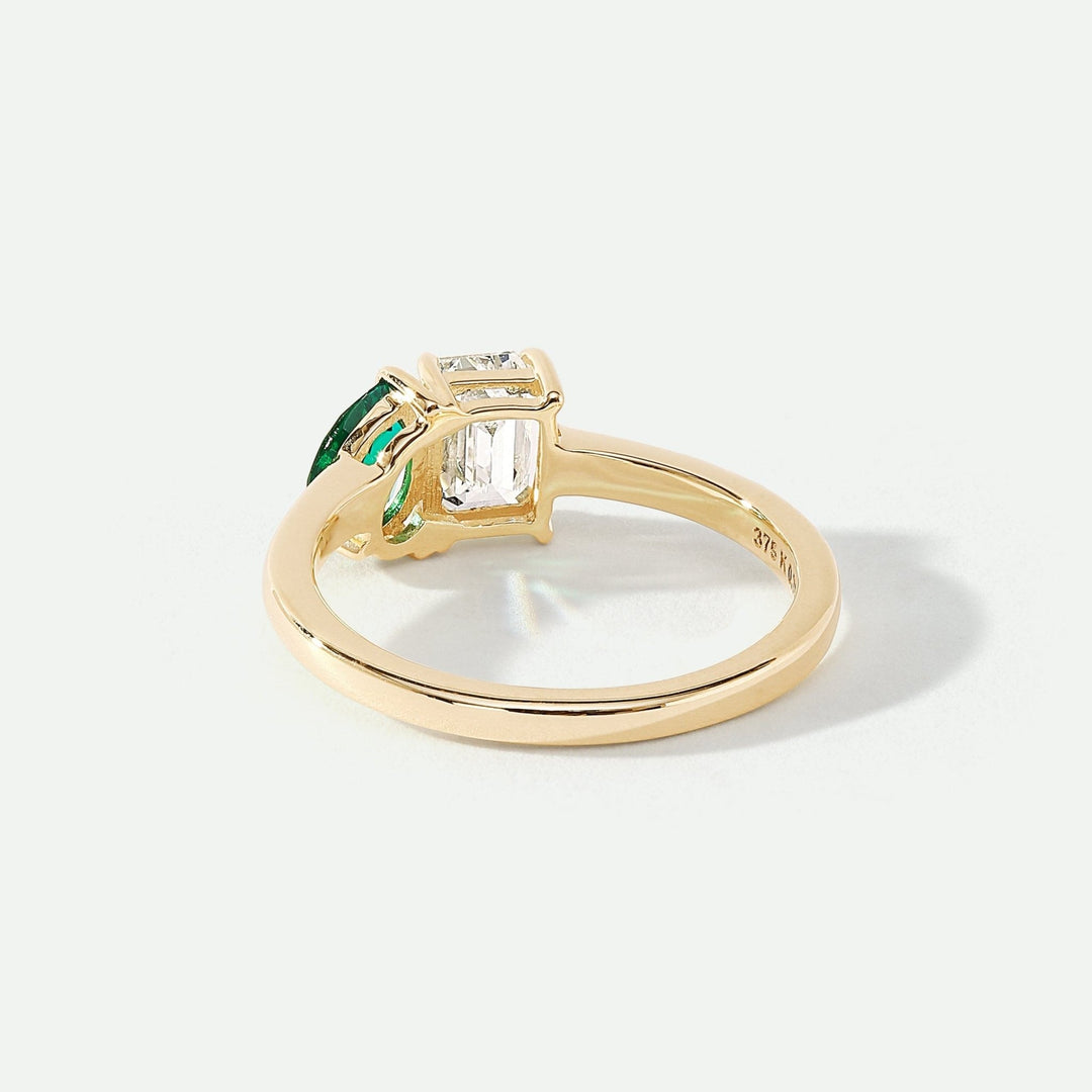 Harmony | 9ct Yellow Gold 0.75ct tw Lab Grown Diamond and Created Emerald Toi et Moi RingCreated BrillianceBA0073897 - M