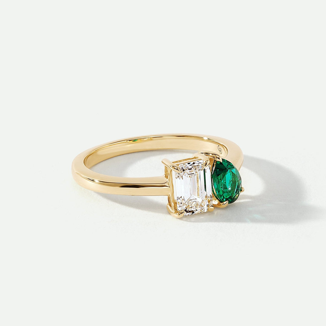 Harmony | 9ct Yellow Gold 0.75ct tw Lab Grown Diamond and Created Emerald Toi et Moi RingCreated BrillianceBA0073897 - M