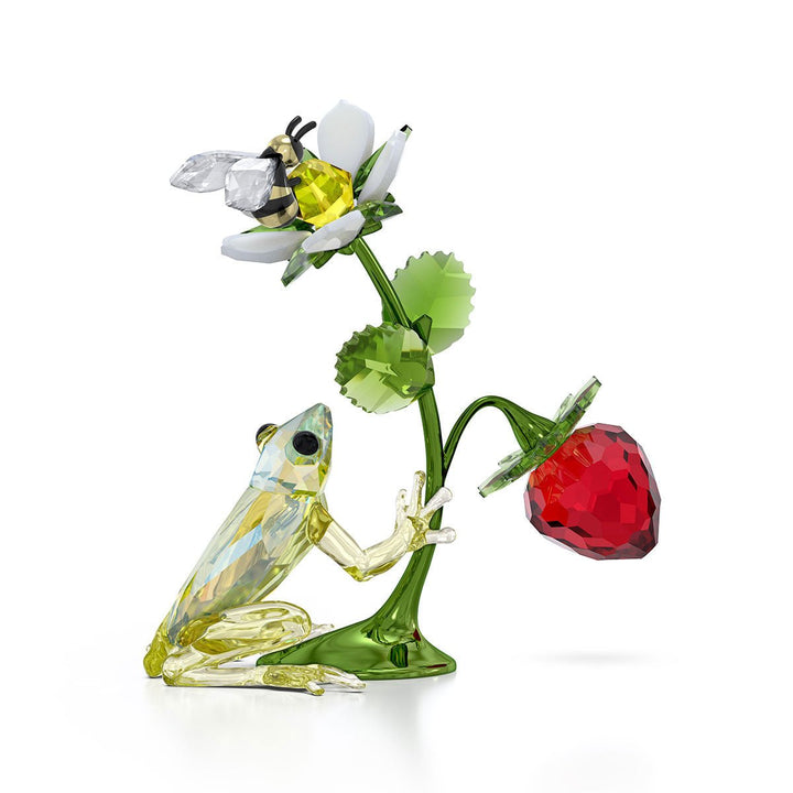 Idyllia Frog Bee And Strawberry Sculpture 5667599Swarovski5667599