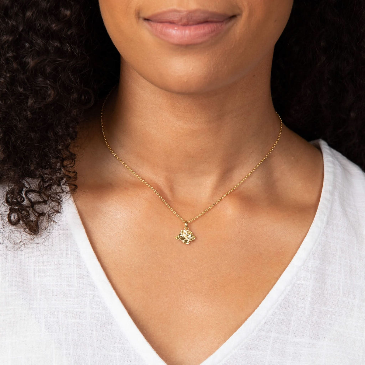 Laura Ashley Gold Plated Albertine Rose Necklace N4635Laura AshleyN4635