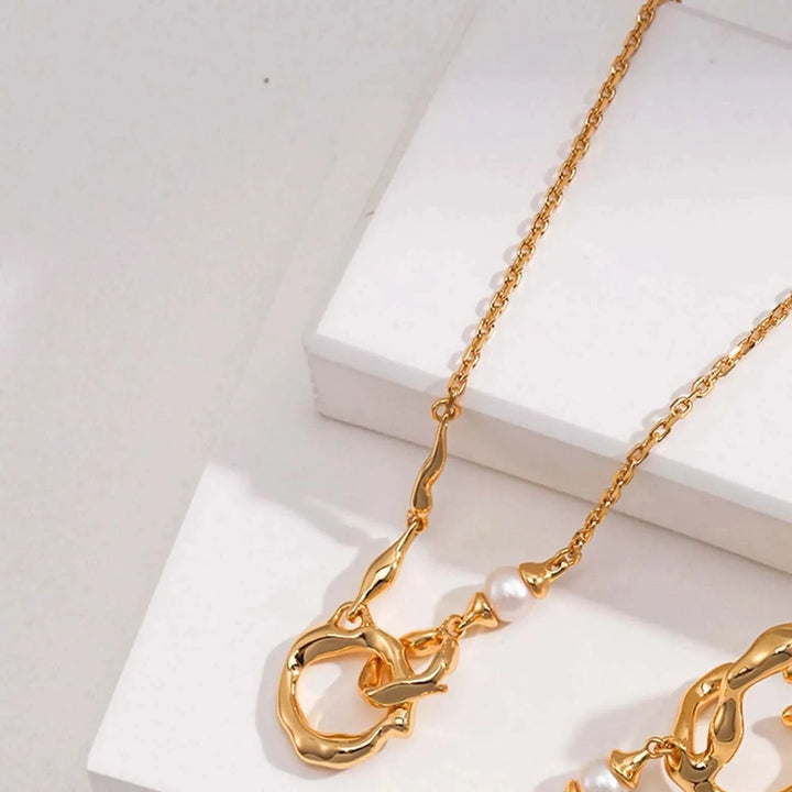 Love Link White Pearl Necklace