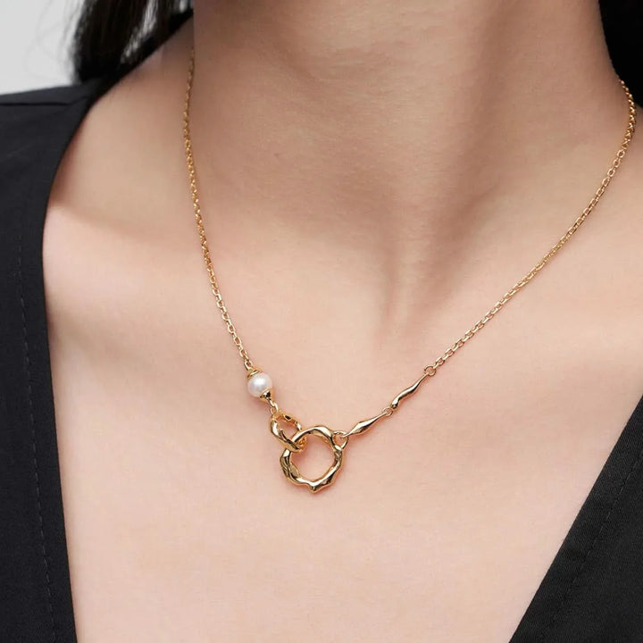 Love Link White Pearl Necklace