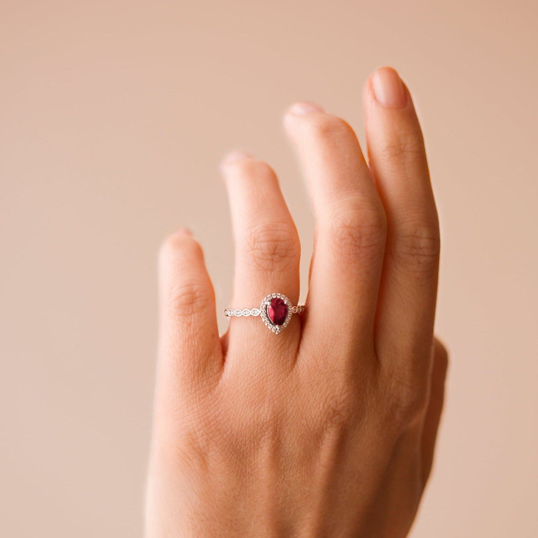 Lyra | 18ct White Gold 0.12ct tw Lab Grown Diamond and Created Ruby Vintage RingCreated BrillianceBA0072148 - M