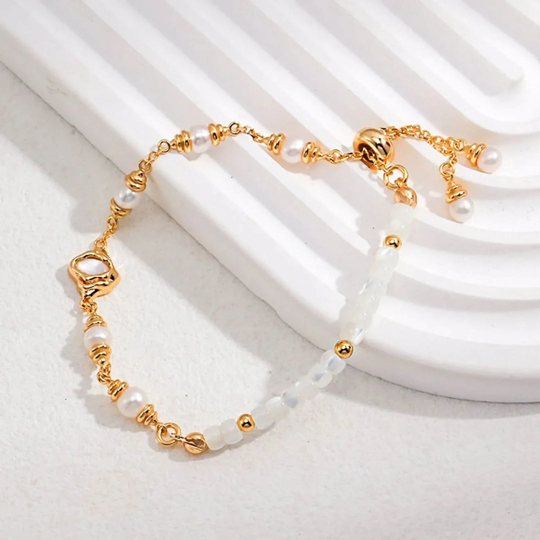 Mother Shell Pearl Bracelet