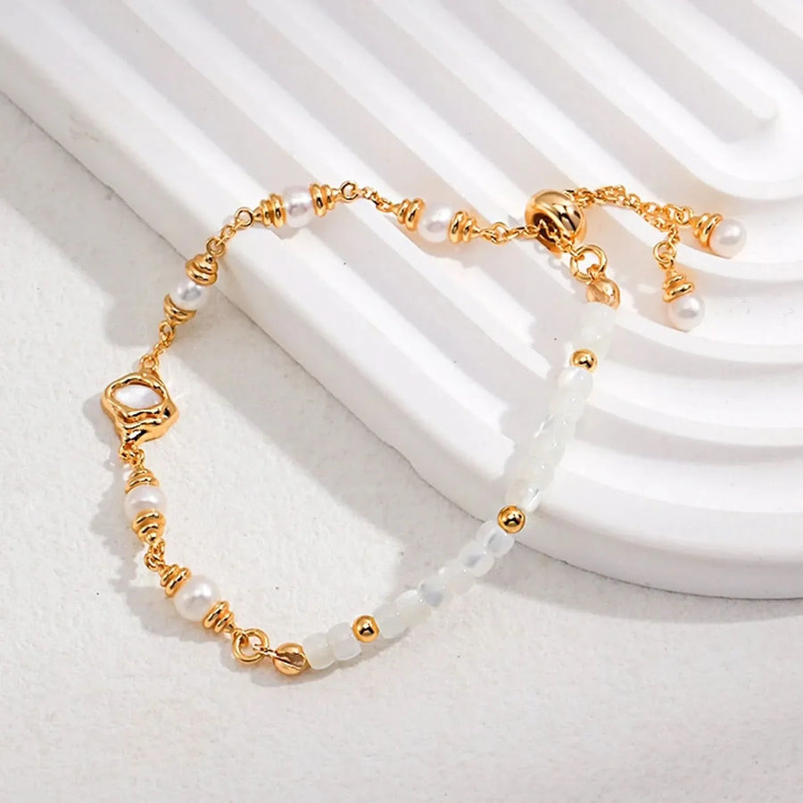 Mother Shell Pearl Bracelet