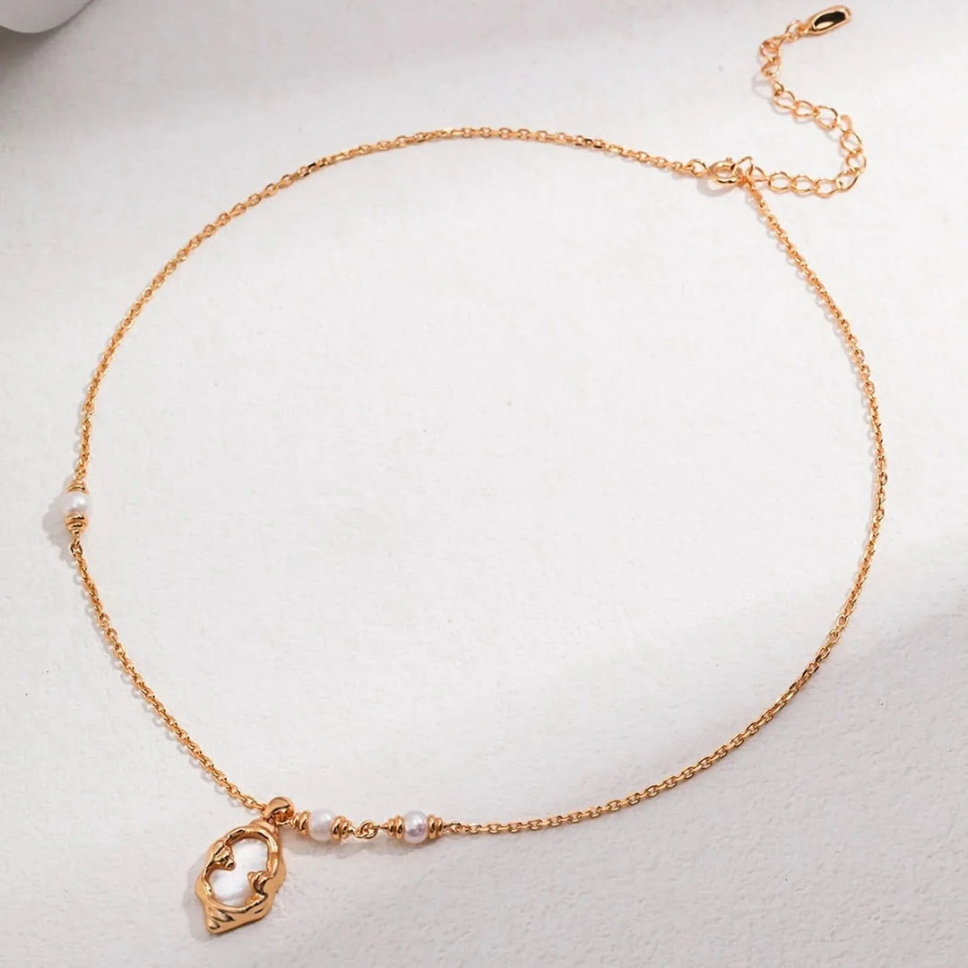 Mother Shell Pearl Necklace