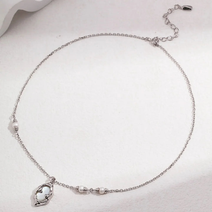 Mother Shell Pearl Necklace