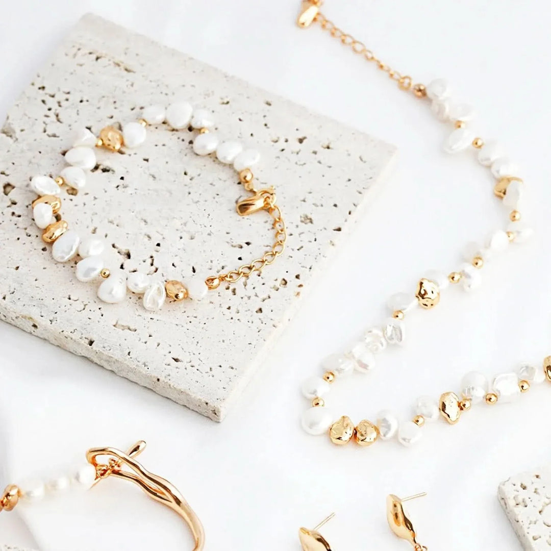 Gold Natural Pearl Bracelet