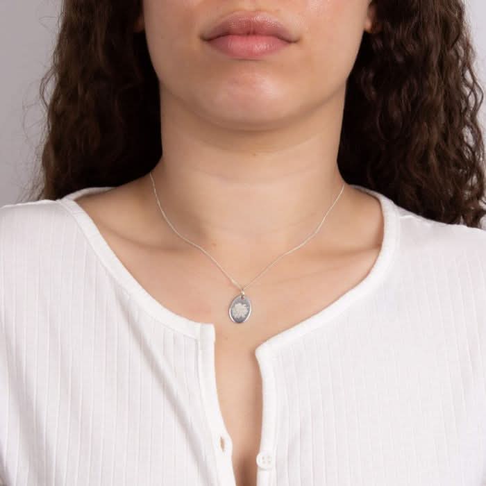 November Chrysanthemum Birth Blooms Pendant P5125BeginningsP5125