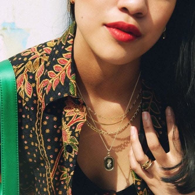 Palm Leaf Oval Locket 18ct Gold Plated Necklace LK01_GPDaisyLK01_GP