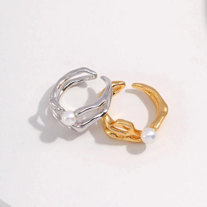 Pearl Ring features a lava design- Adjustable