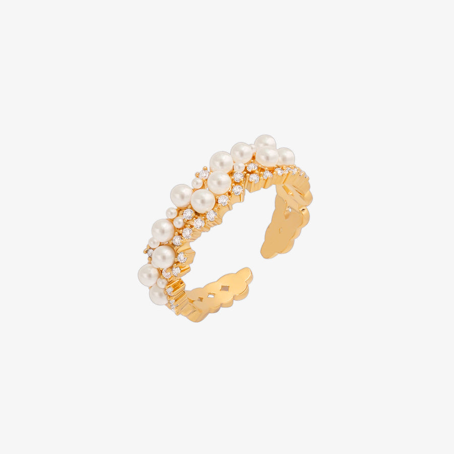 Bold cubic pearl ring