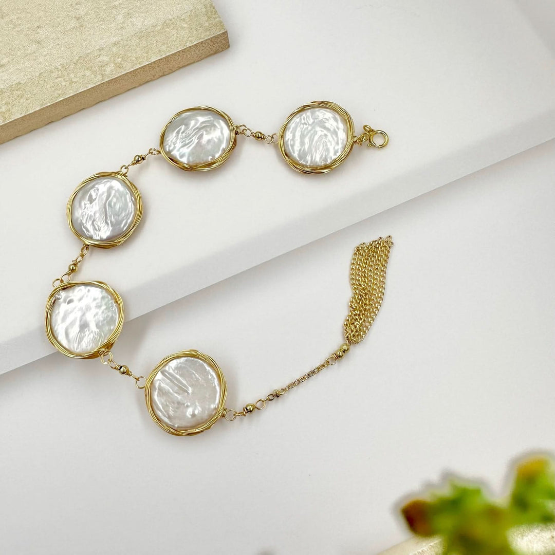 Siren Nugget Cluster Barocco Pearl Bracelet