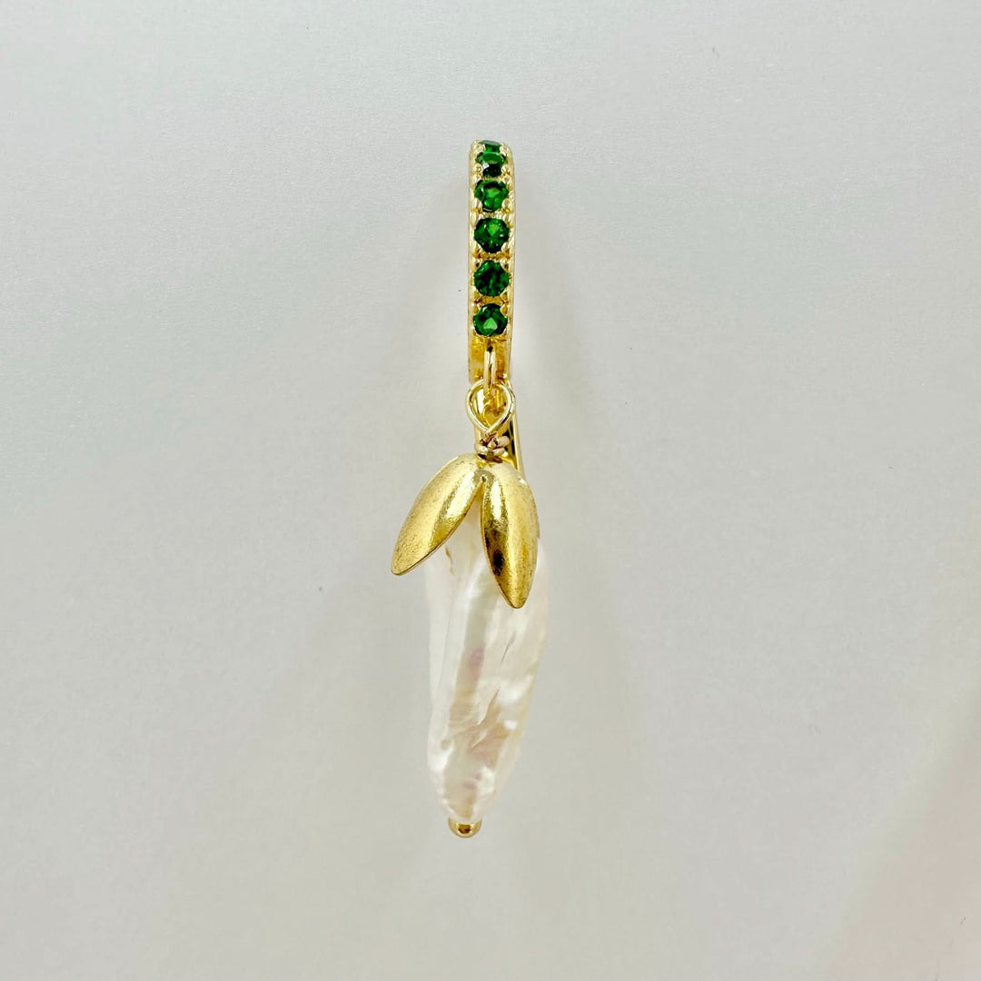 Green Diamond Huggie Baroque pearl Earrings