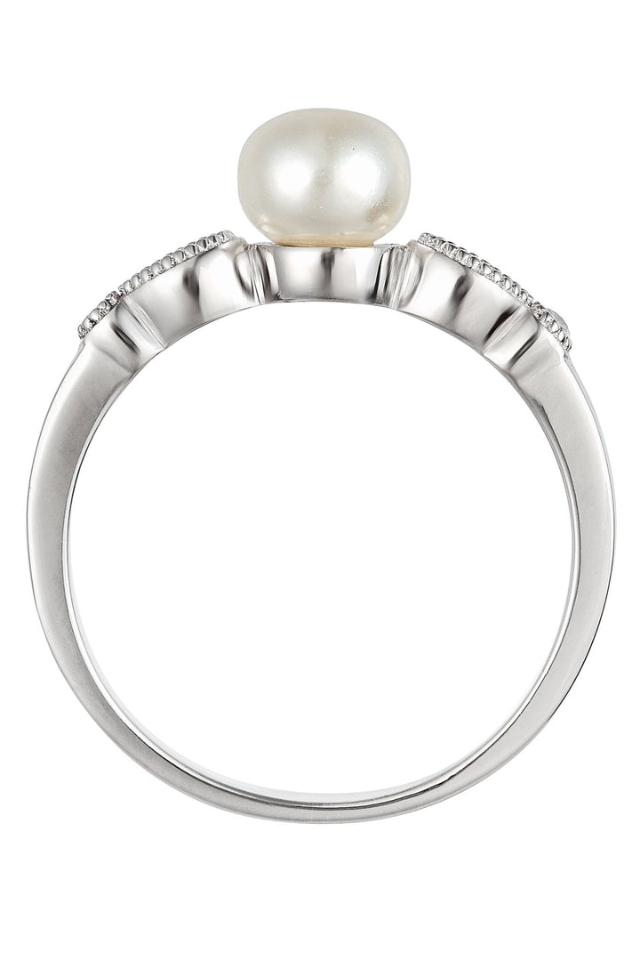 Sterling Silver Freshwater Pearl & Cubic Zirconia Vintage RingThe Fine CollectiveBA0061060 - L