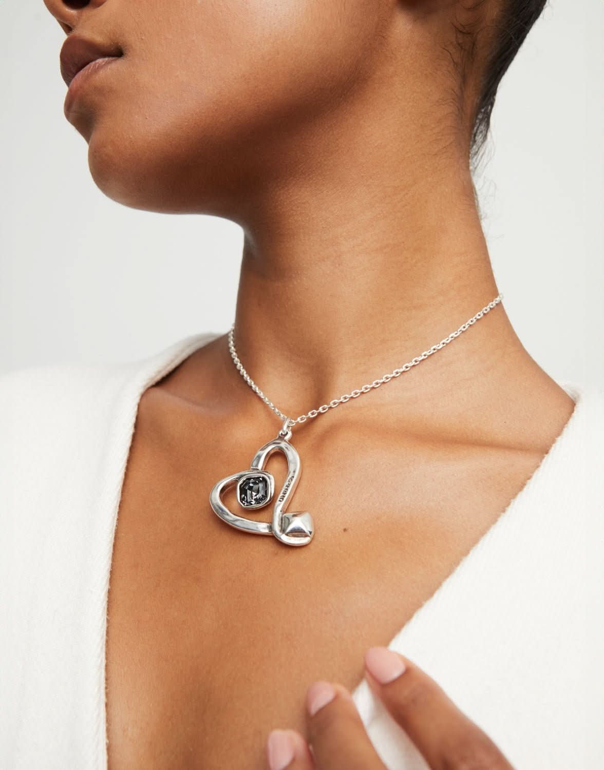 Sterling Silver Plated Ser Expresiva Black Pendant Necklace COL1989NGRMTL0UUNOde50COL1989NGRMTL0U