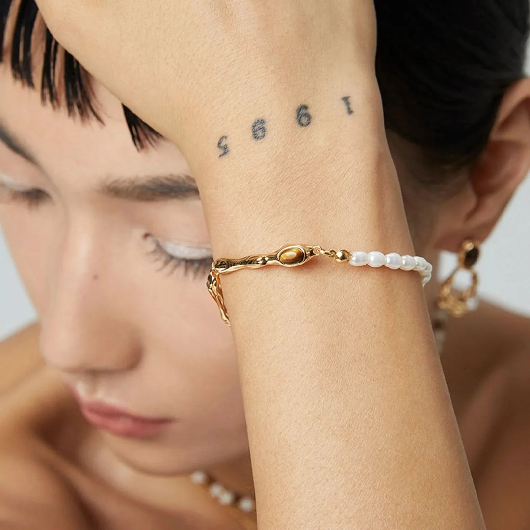 Tiger eye seeds pearl bracelet