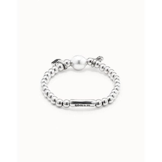 Llavestruz White Metal Pearl Shell Bracelet